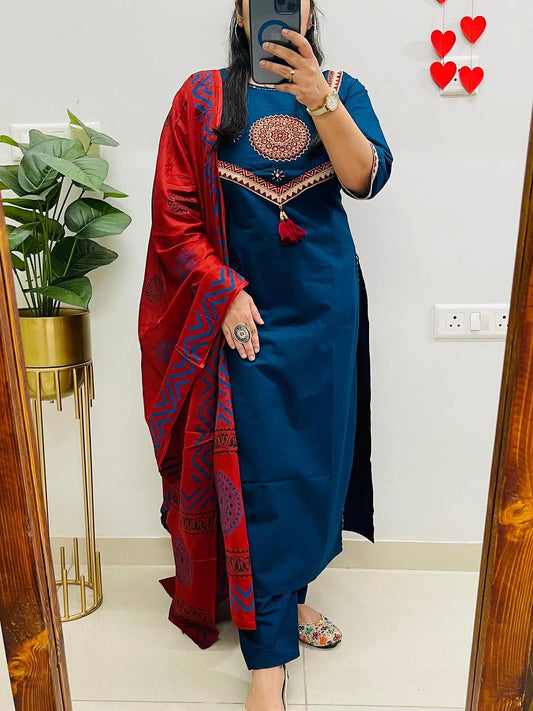 Klegant with our new pure cotton kurta pant set available in this beautiful colours