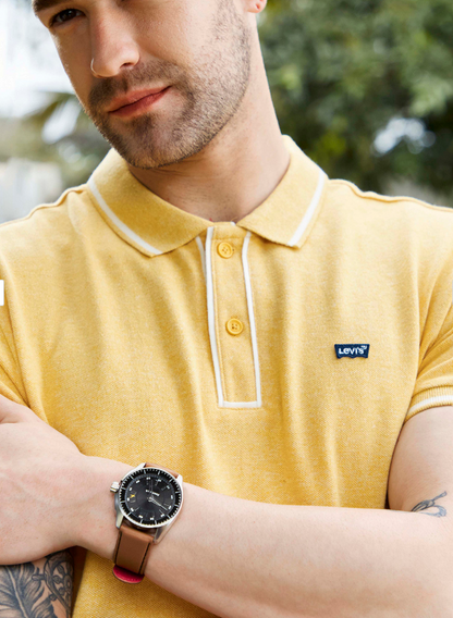 Fastrack Men Black Dial Watch 3089SL05