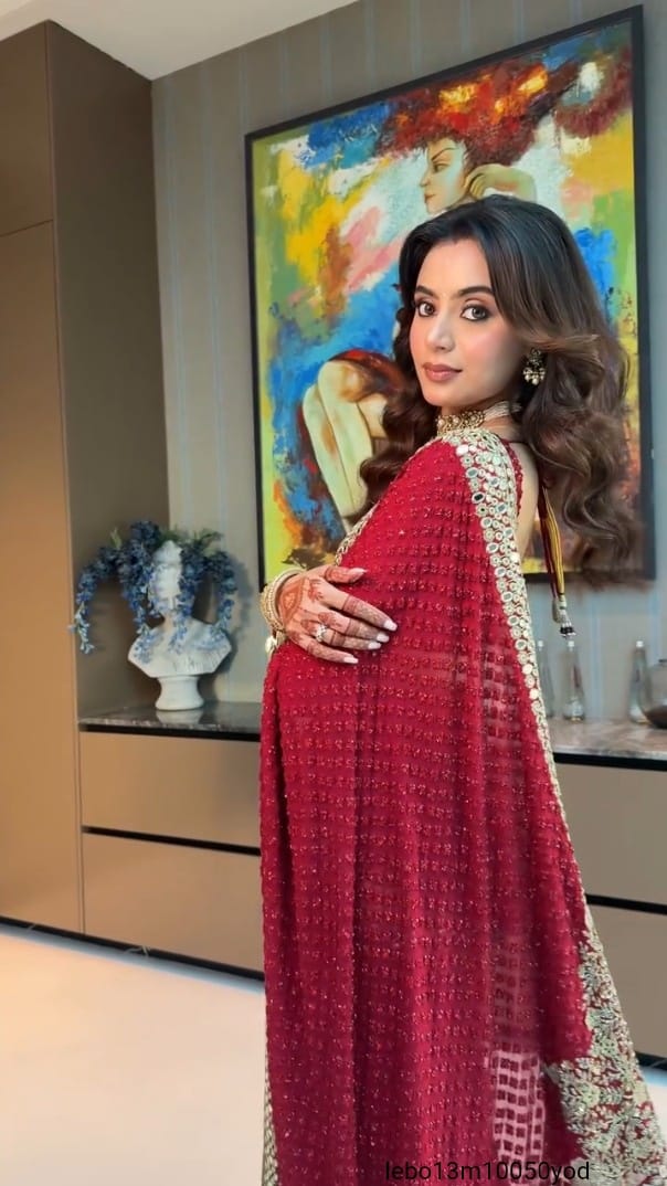 HEAVY EMBROIDERY  3MM SEQUNECE & THREND LACE BORDER LACE IN SAREE WITH ORGINAL MIRROR