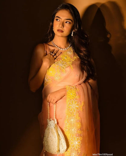 Heavy Thread Zari With Sequnce Border Exclusive Pattern Work Saree