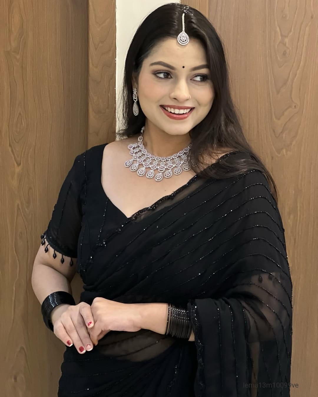 Fox Gorggte Saree With Beautiful Khatli Cut Dana Handwork Along With Hand Diamond Work