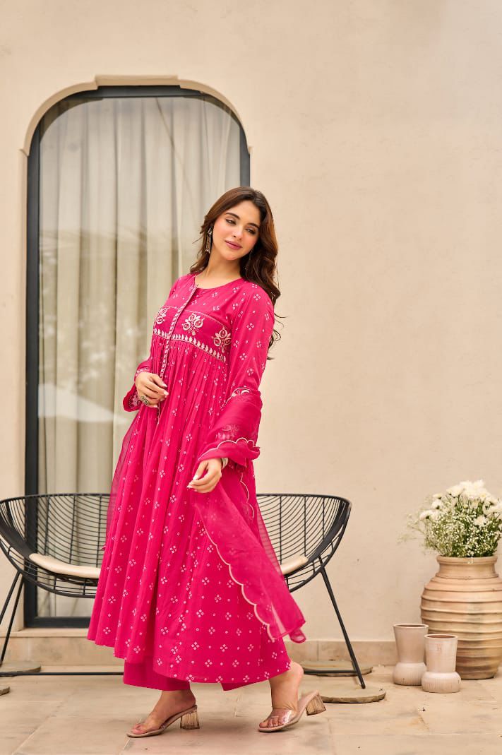 Anarkali kurti Heavy  embroidery work on full  kurti