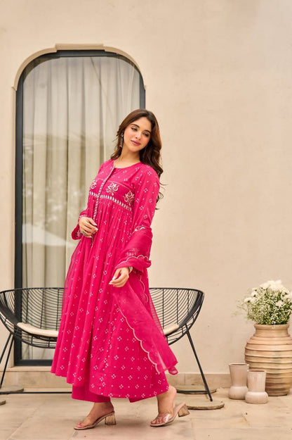 Anarkali kurti Heavy  embroidery work on full  kurti