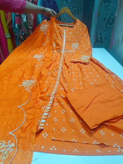 Anarkali kurti Heavy  embroidery work on full  kurti
