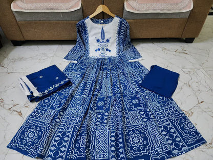 Printed long Kurti  With Pant And Printed Dupatta