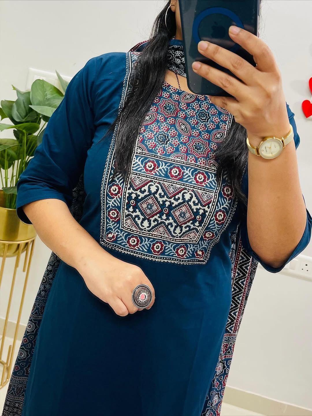 Kurti,pant& dupatta set is perfect for the summer season