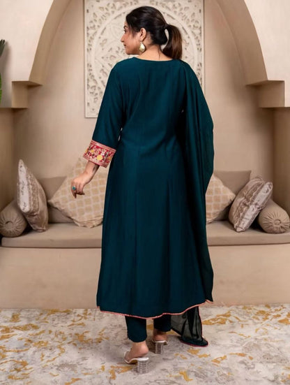 vichhitra Silk Kurta