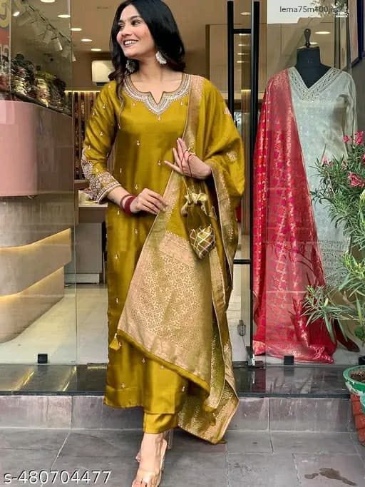 HEAVY ROMAN SILK KURTA