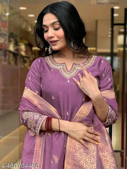 HEAVY ROMAN SILK KURTA