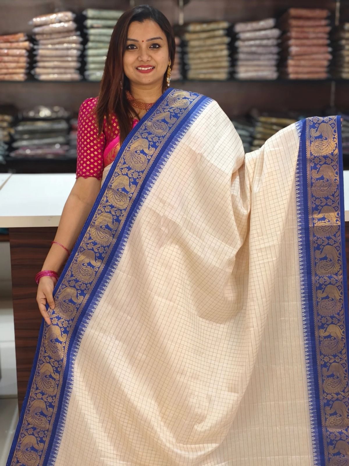Mercerised Soft silk Saree in Exclusive border Self Checks Pattern design