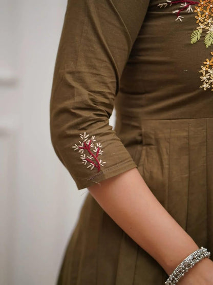 Earthy olive and black with delicate embroidery is elegance redefined Kurta