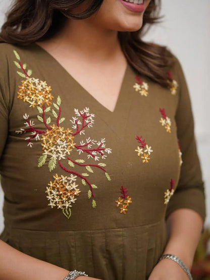 Earthy olive and black with delicate embroidery is elegance redefined Kurta