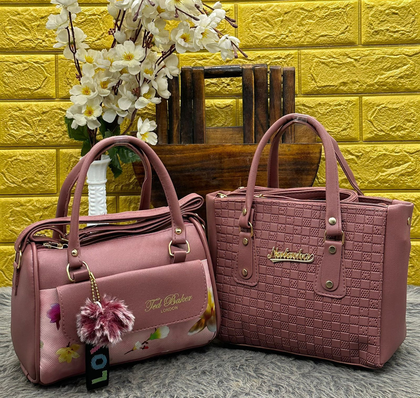 TED BAKER SLING COMBO Vanity Bag Random Color Pick