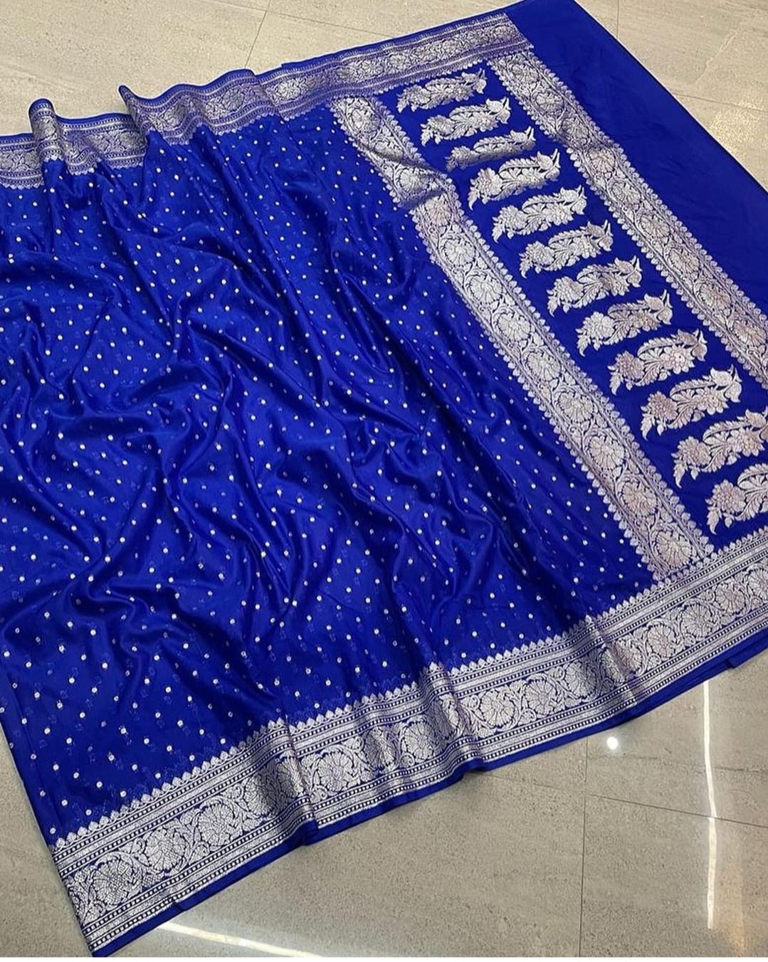 Dyeble Semi Kataan georget saree