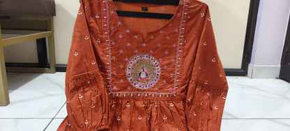 anarkali kurta set with Cotton Pant & Malmal Dupatta with tier pattern.