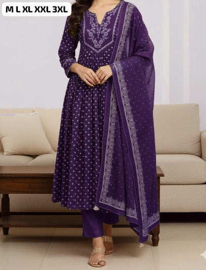 Embroidered& pitten Work Printed Cotton kurta & Pant with Malmal dupatta set